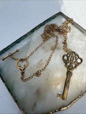 Gold Key Pendant Necklace - Vintage-Inspired Women’s Necklace